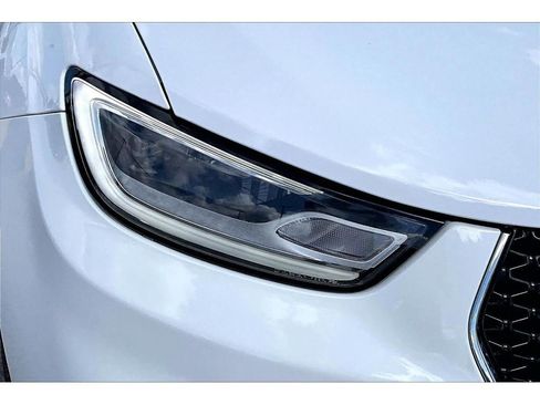 Used 2022 Chrysler Pacifica Touring-L w/ Uconnect Theater Family Group AWD/4WD image 26