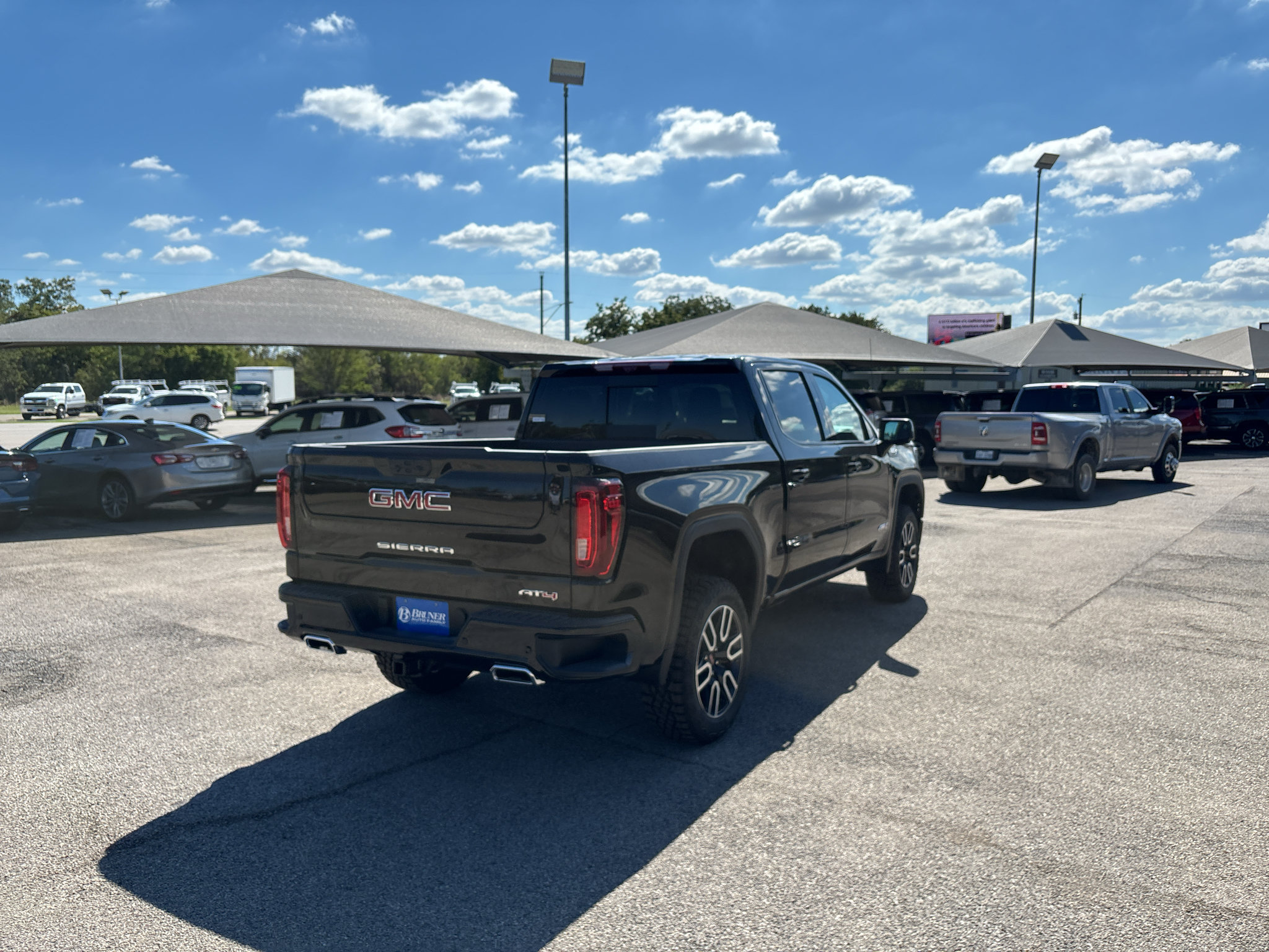 New 2026 GMC Sierra 1500 AT4 w/ AT4 Premium Package AWD/4WD image 5