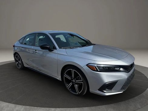 Used 2022 Honda Civic Sport image 2