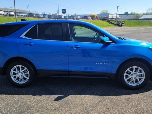 Used 2024 Chevrolet Equinox LT w/ LPO, Floor Liner Package FWD image 14