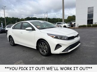 Used 2024 Kia Forte LXS FWD 360° Tour