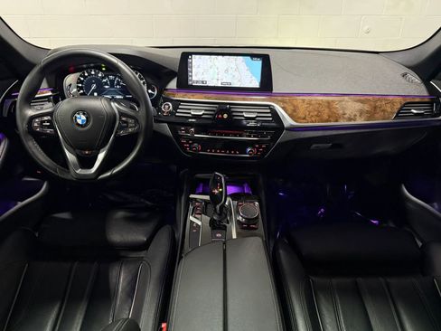 Used 2017 BMW 540i xDrive image 19