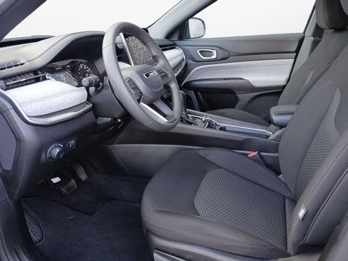 Used 2023 Jeep Compass Sport AWD/4WD image 19