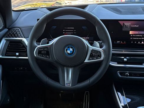 New 2026 BMW X5 xDrive50e w/ M Sport Package image 15