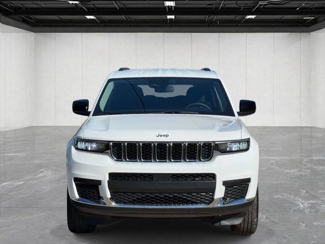 Used 2023 Jeep Grand Cherokee L Laredo w/ Luxury Tech Group I AWD/4WD image 2