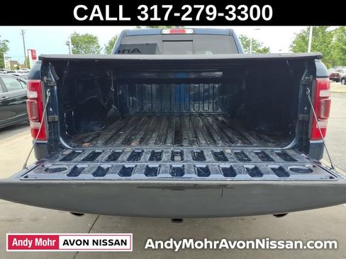 Used 2019 RAM 1500 Laramie AWD/4WD image 9