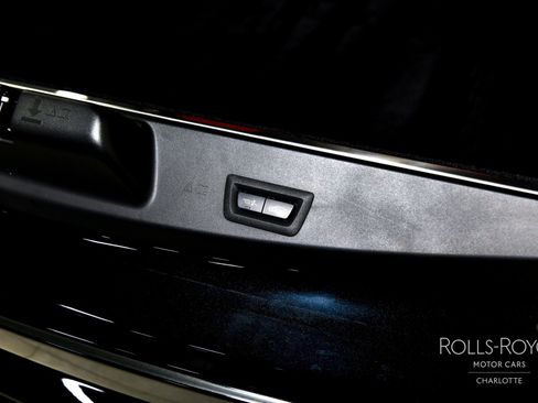 Certified 2022 Rolls-Royce Cullinan w/ Dark Exterior Package image 26