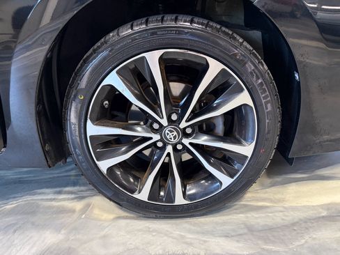 Used 2017 Toyota Corolla SE FWD image 24