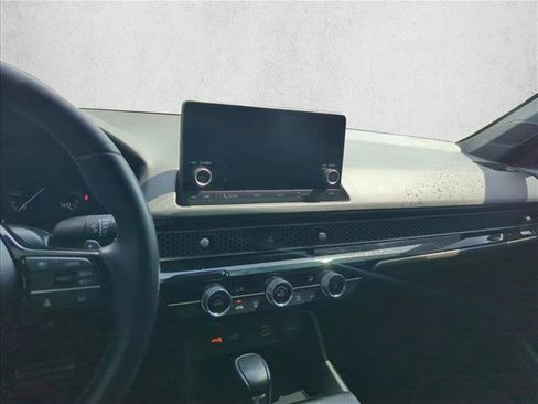 Used 2024 Honda Civic Sport image 9