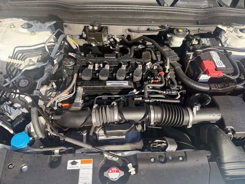 Used 2018 Honda Accord EX image 17