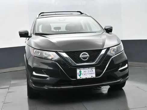 Used 2021 Nissan Rogue Sport SL AWD/4WD image 3
