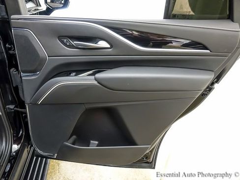 Certified 2024 Cadillac Escalade Sport w/ LPO, ONYX Package image 28