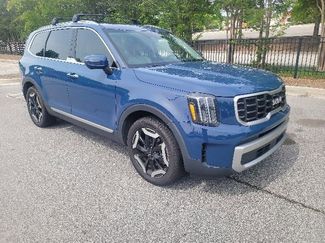 Used 2023 Kia Telluride S w/ S Sunroof Package FWD video 3