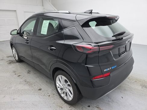 Used 2023 Chevrolet Bolt EUV LT image 10