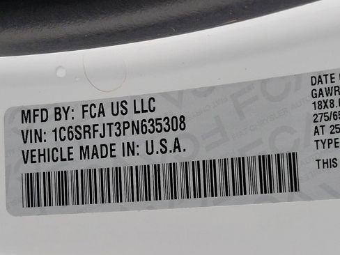 Used 2023 RAM 1500 Laramie AWD/4WD image 28