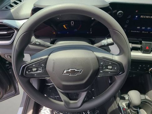 New 2026 Chevrolet TrailBlazer LT w/ Midnight Edition FWD image 24