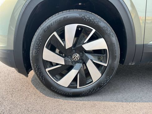 Used 2026 Volkswagen Atlas Cross Sport SE AWD/4WD image 30