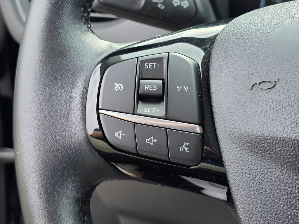Certified 2024 Ford Escape Active AWD/4WD image 18