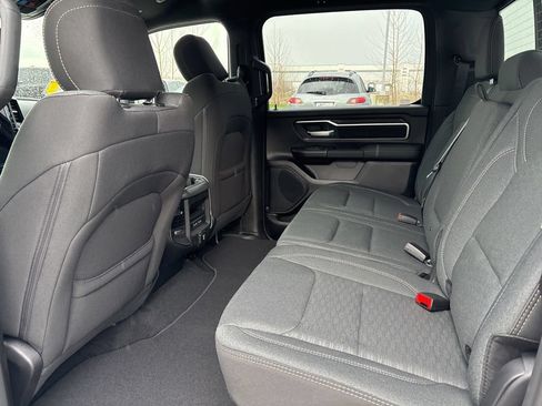 New 2026 RAM 1500 Big Horn AWD/4WD image 9