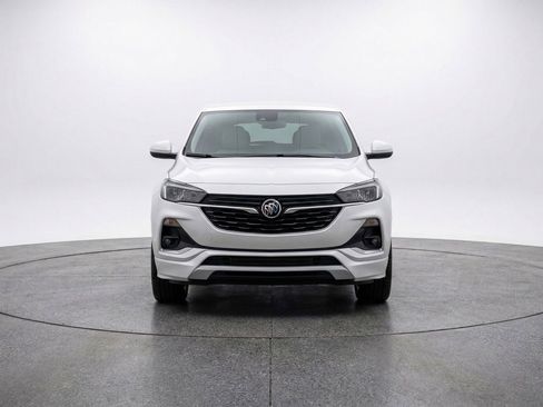 Used 2025 Buick Encore GX Preferred AWD/4WD image 2