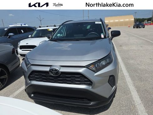 Used 2020 Toyota RAV4 LE FWD image 1