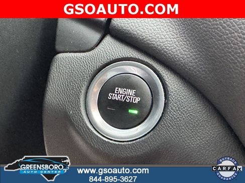 Used 2021 Chevrolet Equinox LT image 27