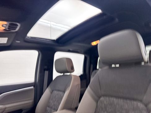 Used 2024 Chevrolet Colorado ZR2 image 3