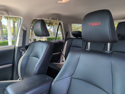 Certified 2022 Toyota 4Runner TRD Off-Road Premium AWD/4WD image 39