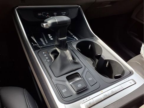 New 2026 Kia Carnival image 8