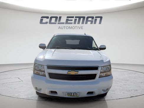 Used 2012 Chevrolet Suburban LT w/ Luxury Package AWD/4WD image 2