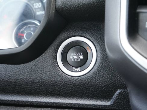 Used 2024 RAM 1500 Big Horn AWD/4WD image 25