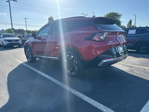 Used 2026 Kia Sportage SX image 3