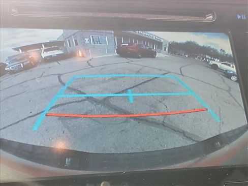 Used 2018 Toyota Tacoma SR5 image 13