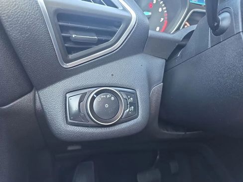 Used 2016 Ford Escape SE image 22