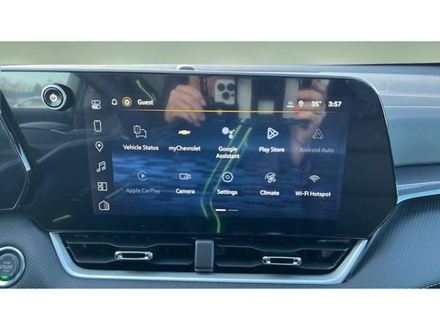 New 2026 Chevrolet Equinox LT w/ Convenience Package II image 18