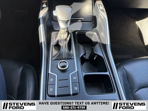 Used 2021 Kia Sorento S image 22