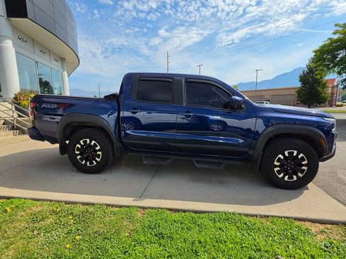 Used 2023 Nissan Frontier PRO-4X w/ Pro Convenience Package AWD/4WD image 3