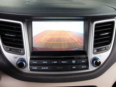 Used 2016 Hyundai Tucson Limited w/ Option Group 03 AWD/4WD image 15