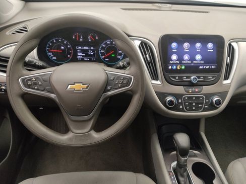 Used 2022 Chevrolet Malibu LS image 22