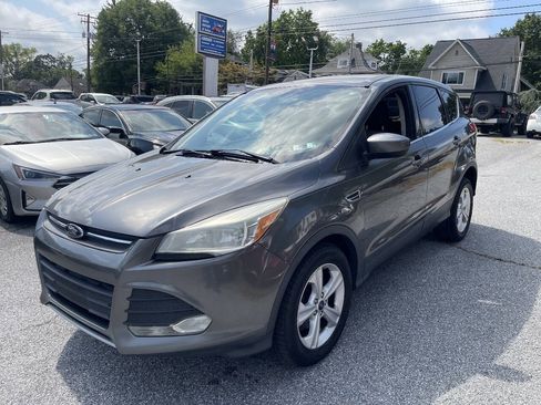 Used 2014 Ford Escape SE FWD image 34