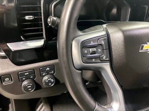 Used 2023 Chevrolet Silverado 1500 LT image 22