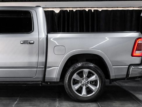 Used 2019 RAM 1500 Limited w/ Advanced Safety Group AWD/4WD image 18