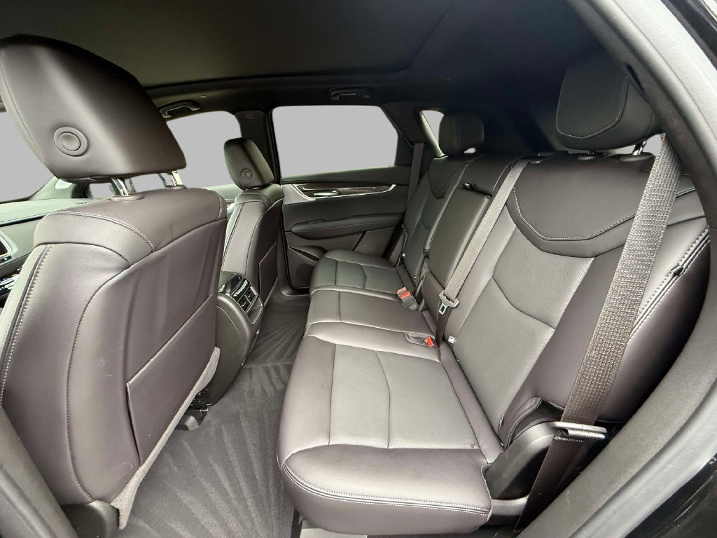 Certified 2026 Cadillac XT5 Sportv w/ LPO, Floor Liner Package AWD/4WD image 19