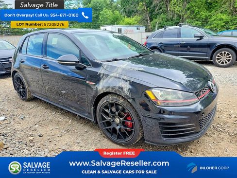 Used 2017 Volkswagen Golf 4-Door FWD image 5
