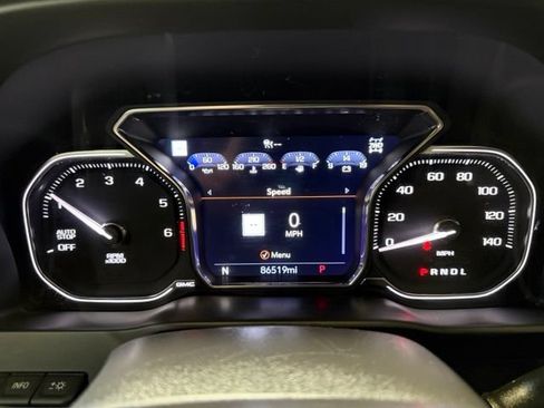 Used 2020 GMC Sierra 1500 AT4 w/ Technology Package AWD/4WD image 7