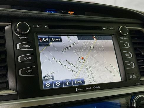 Certified 2019 Toyota Highlander XLE image 6