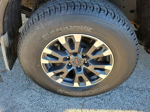 Certified 2020 Nissan Titan PRO-4X w/ Pro-4x Convenience Package image 11