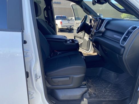 New 2025 RAM 2500 Big Horn AWD/4WD image 22