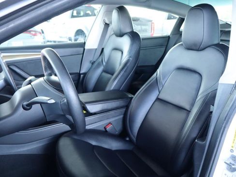 Used 2023 Tesla Model 3 Standard Range RWD image 16