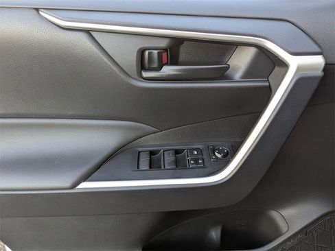 Used 2025 Toyota RAV4 LE image 14